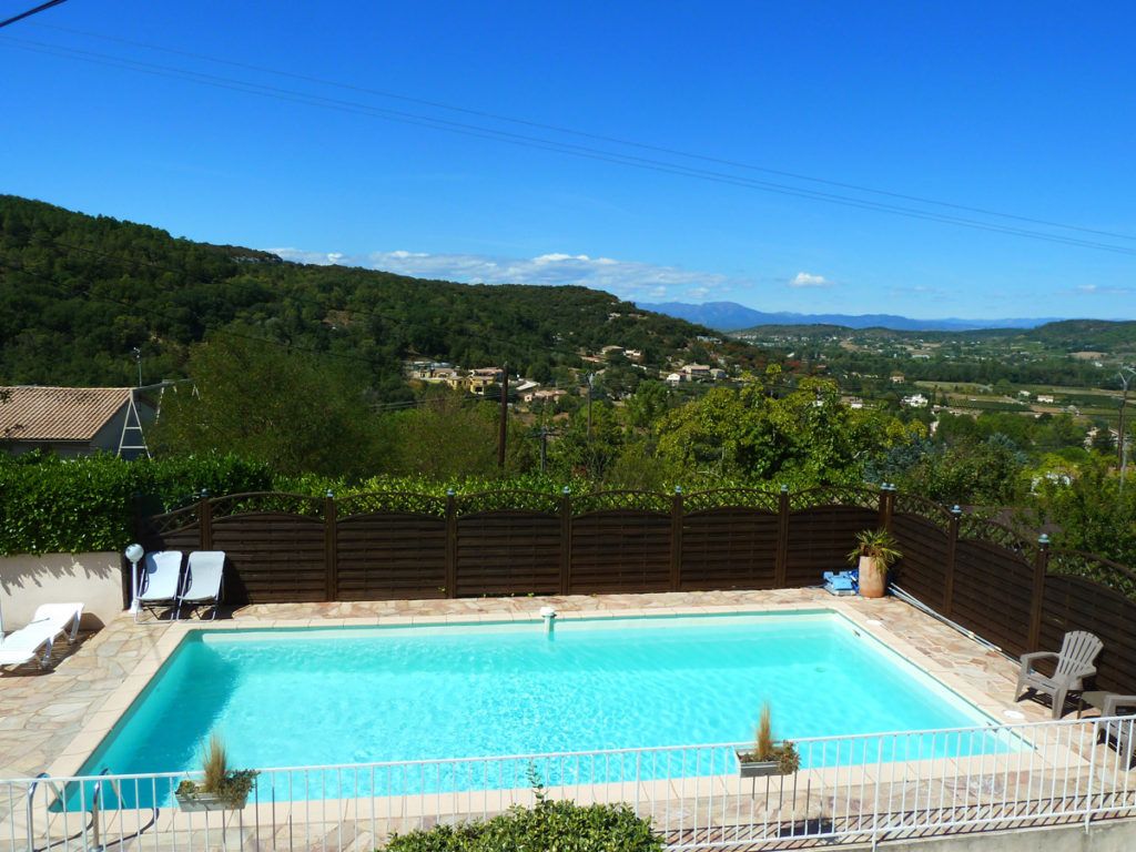 La piscine du Mas